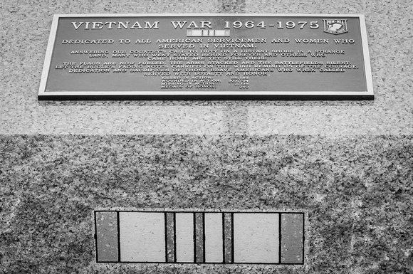 Vietnam War:  Vietnam War Monument, Nat'l Cemetery Ft. Snelling, MN